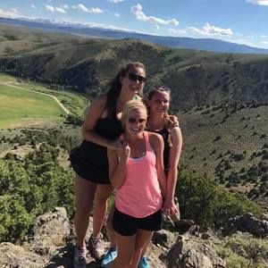 Meet your Posher, Abby